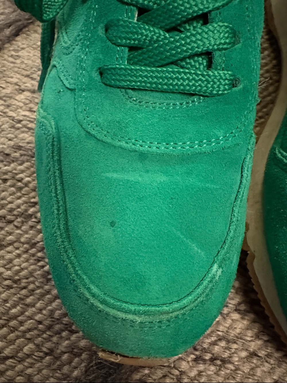 Voile  Blanche Green Suede women’s Sneakers with White Accent size 39 - Picture 2 of 6